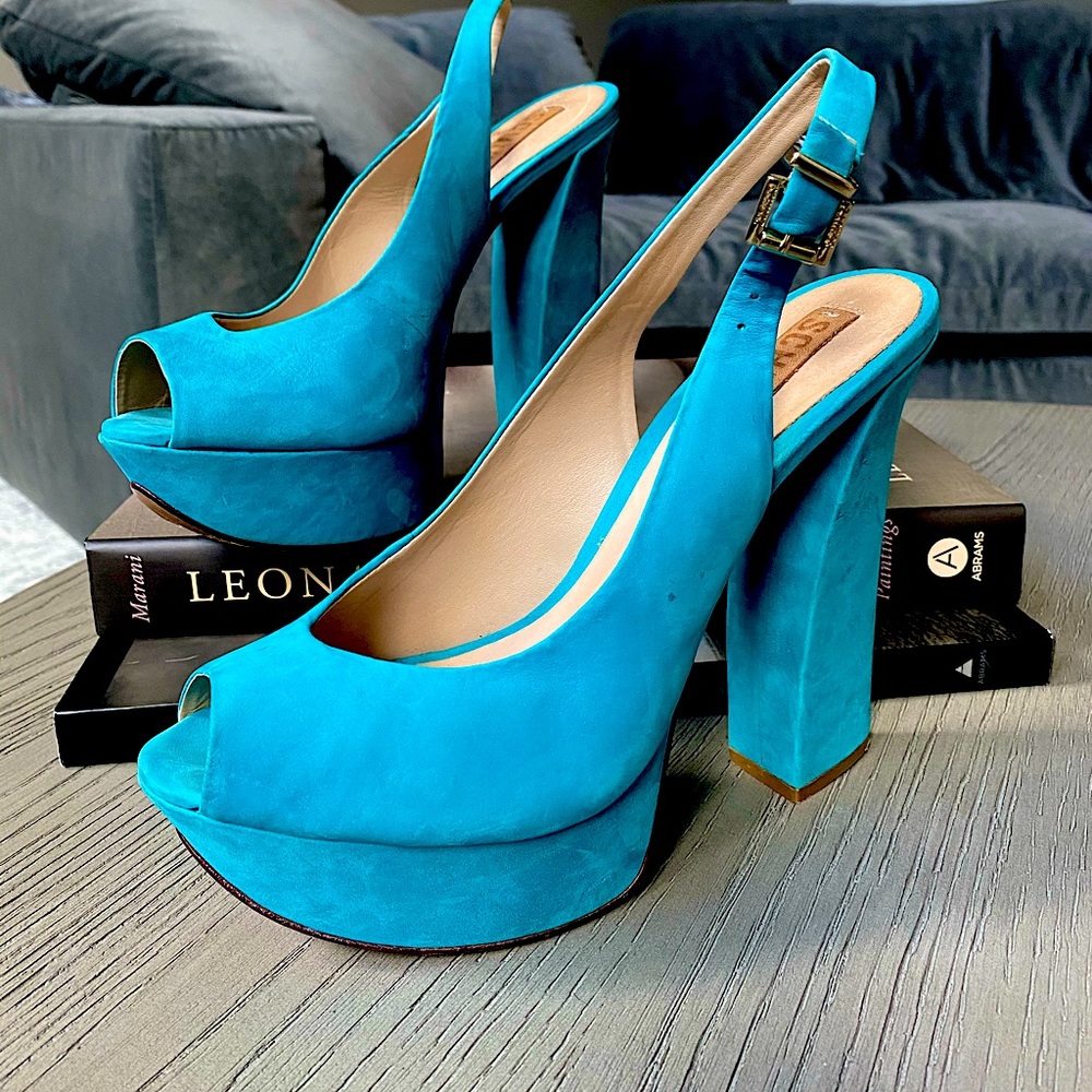 Sling back platforms in Turquoise suede